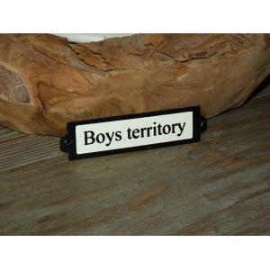 Emaille deurbordje recht 'Boys territory'