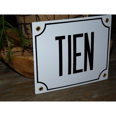 Huisnummerbord 18x15 nummers in letters 'TIEN'